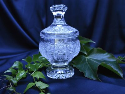 Krištálová brúsená dóza 16,5 cm s viečkom