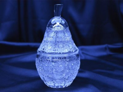 Krištálová brúsená dóza hruška 16,5 cm s viečkom