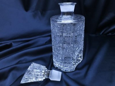 Krištáľová brúsená whisky fľaša 550 ml