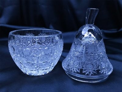 Krištálová brúsená dóza hruška 16,5 cm s viečkom