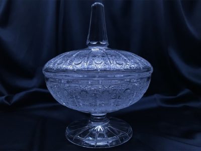 Krištálová brúsená dóza 19,5 cm s viečkom