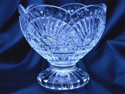 Krištálová brúsená miska na podstavci 15 cm