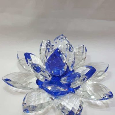 Krištálový brúsený lotosový kvet modrý 20 cm