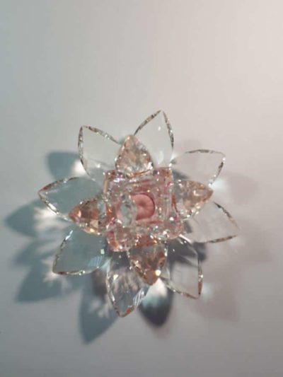 Krištálový brúsený lotosový kvet ružový 11 cm