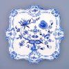 Cibulák – Podnos reliéfny s uškami 35 x 35 cm – originálny cibuľový porcelán 1. akosť
