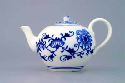 Onion - Teapot with strainer 0.35 l - original Onion porcelain, 1st quality
